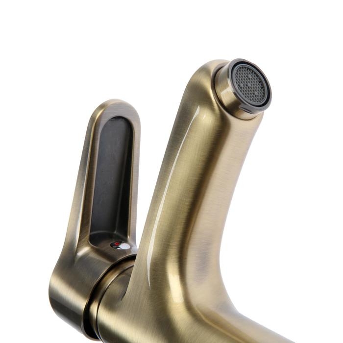 Смеситель для раковины Accoona A96111С, 1-рычажный, силумин, картридж 35мм, цвет Смеситель для раковины Accoona A96111С, 1-рычажный, силумин, картридж 35мм, цвет "бронза"