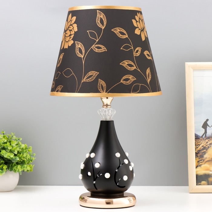 Настольная лампа Настольная лампа "Сабрина" Е27 40Вт черный 25х25х43 см RISALUX