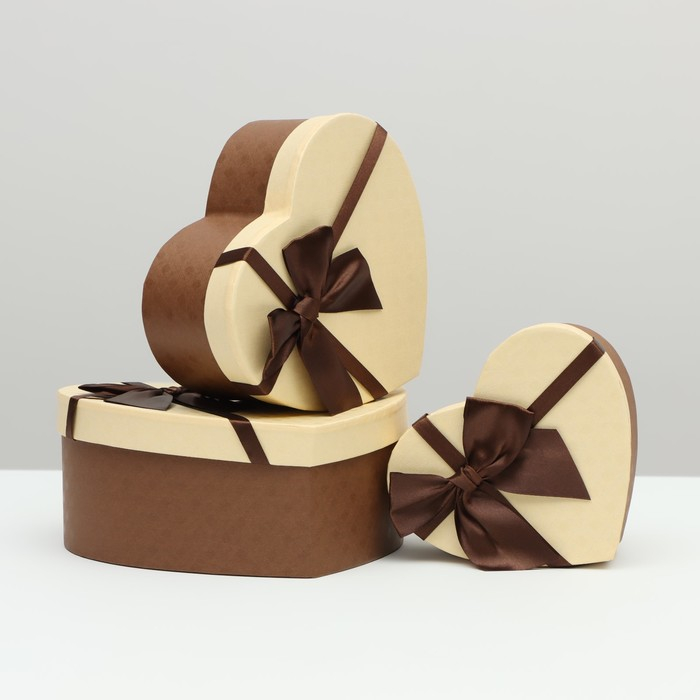 Набор коробок 3в1 Сердца, коричневый, 21 х 19 х 9 - 15.5 х 14 х 6 см Набор коробок 3в1 Сердца, коричневый, 21 х 19 х 9 - 15.5 х 14 х 6 см