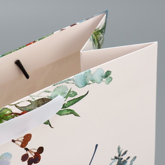 Пакет подарочный новогодний ламинированный квадратный Forest, 30 х 30 х 12 см, Новый год