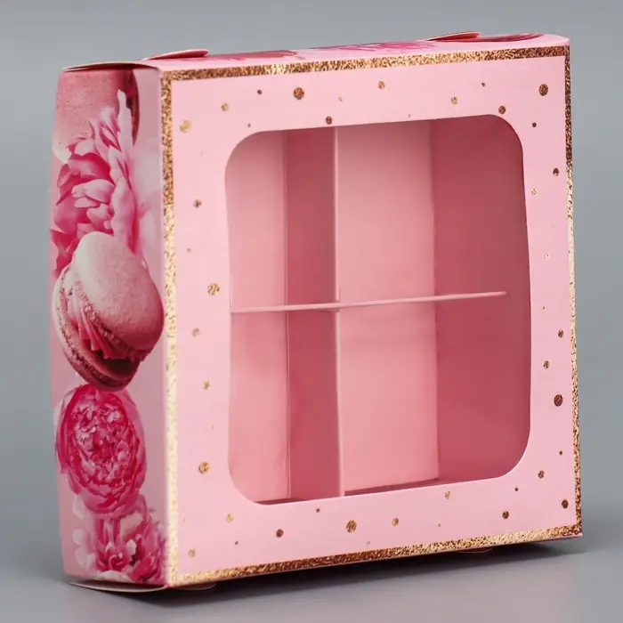 Коробка для конфет, кондитерская упаковка, 4 ячейки, «Present», 10.5 х 10.5 х 3.5 см Коробка для конфет, кондитерская упаковка, 4 ячейки, «Present», 10.5 х 10.5 х 3.5 см