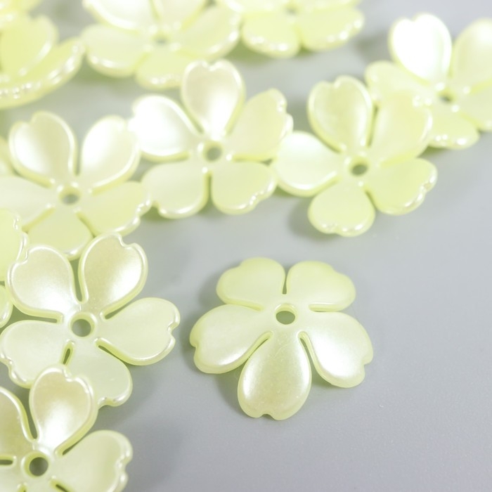 Бусины для творчества пластик Бусины для творчества пластик "Цветочек жемчужный" набор 40 шт белый 1,5х1,5 см