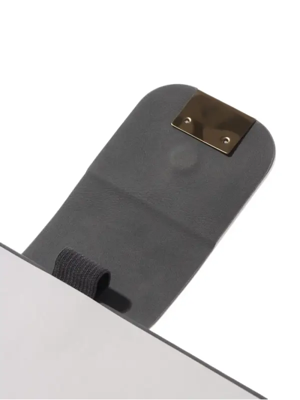 Ежедневник недатированный формат А5, с хлястиком, 96л, линия, пвх, Серый Ежедневник недатированный формат А5, с хлястиком, 96л, линия, пвх, Серый