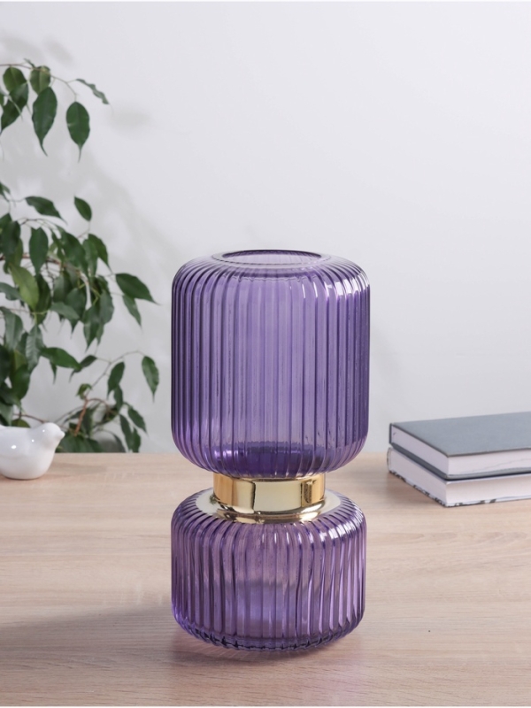 Ваза стекло настольная  Ваза стекло настольная "Мона" d-7см, h-27х11 см, сиреневый