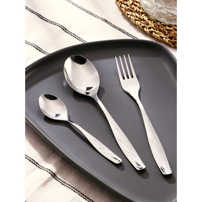 Набор столовый &laquo;Лира&raquo;, 18 предметов, картонная коробка, цвет серебряный