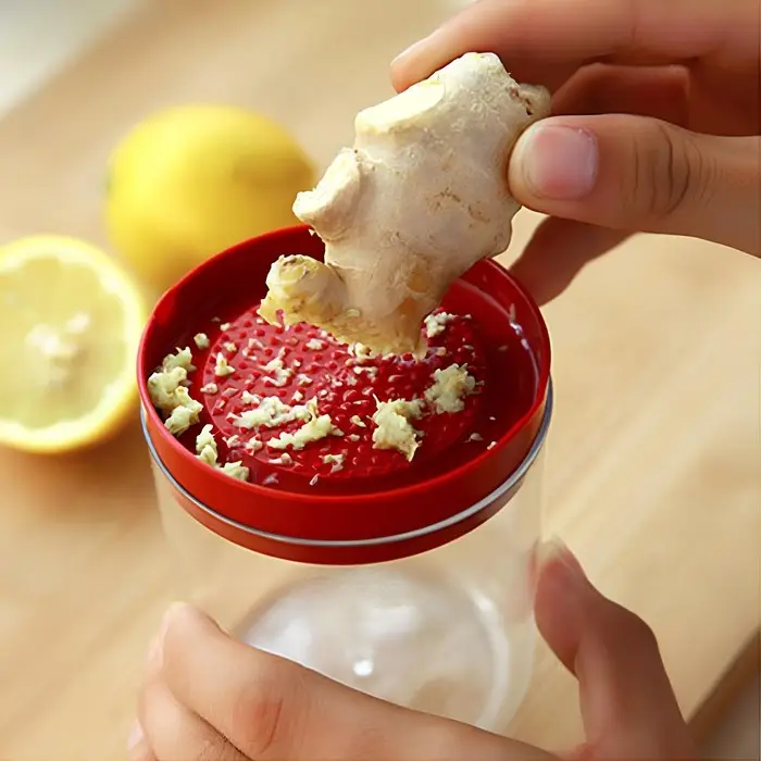 Набор кухонных принадлежностей Kitchen, бутылка-мерный стакан 380 мл, 7 насадок, 29&times;8.5 см, разноцветный