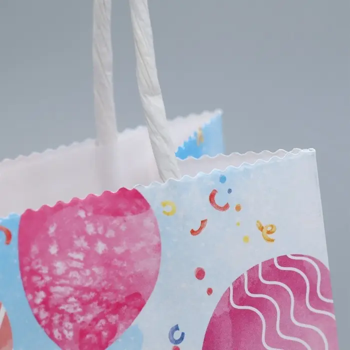 Пакет подарочный крафтовый, упаковка, «День рождения», 15 х 10 х 6 см Пакет подарочный крафтовый, упаковка, «День рождения», 15 х 10 х 6 см