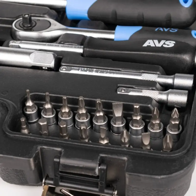 Набор инструментов 82 предмета "MASTER" AVS MTS-82