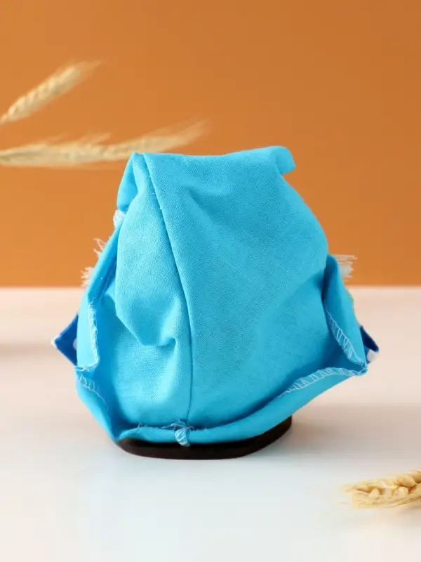 Оберег-домовой Оберег-домовой "Везунчик с бусиной", 9х9/13 см