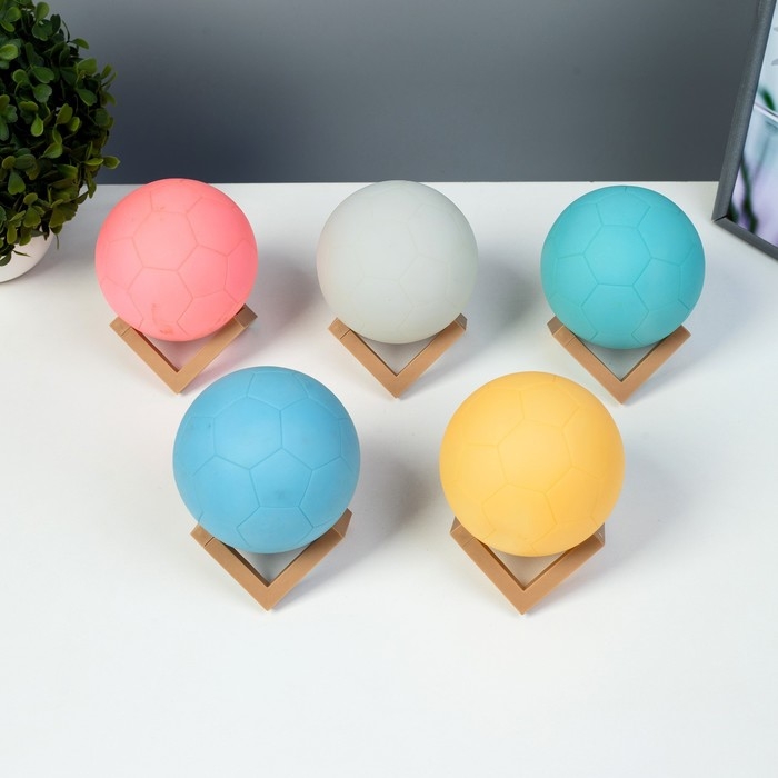 Ночник Ночник "Мячик" LED МИКС от батареек 3xLR44 белый 10х10х10 см RISALUX