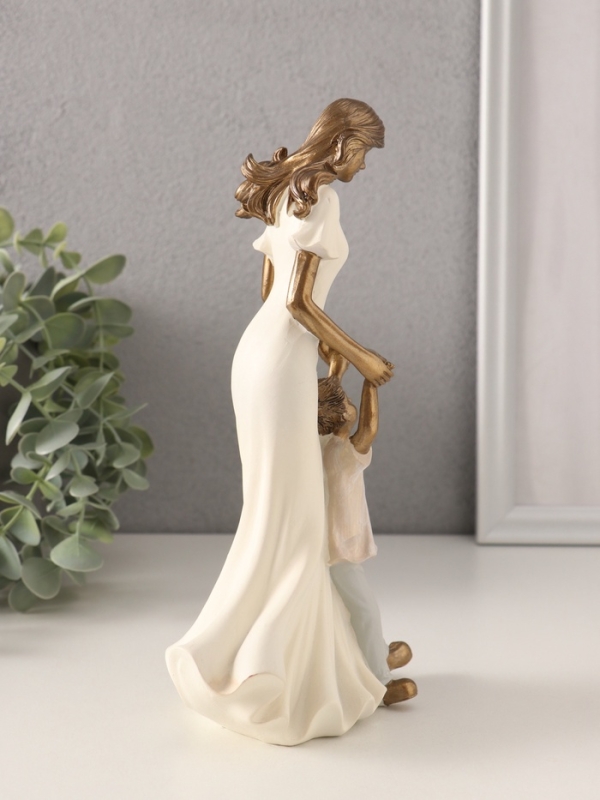 Сувенир полистоун  Сувенир полистоун "Мама с сыном" 11,5х7,5х22 см