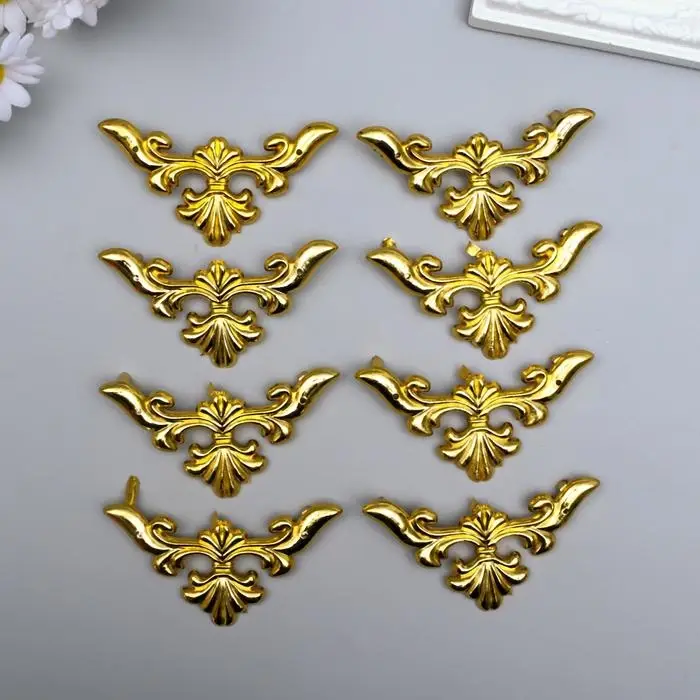 Уголок декоративный Уголок декоративный "Греция" 6х6 см С-042