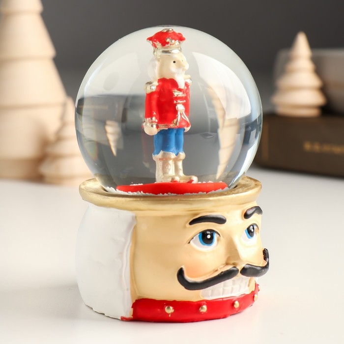 Сувенир полистоун водяной шар Сувенир полистоун водяной шар "Щелкунчик" 7,2х7х9,5 см