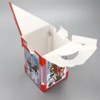 Подарочная новогодняя коробка «Золотая рыбка» 15.8×15.8×23.5 см