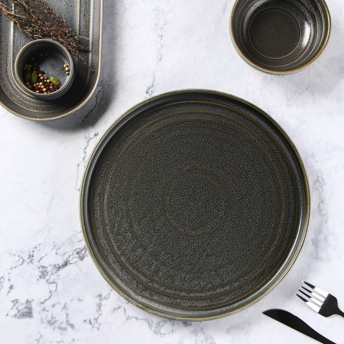 Тарелка фарфоровая обеденная Magistro Urban, d=27,5 см, цвет серый Тарелка фарфоровая обеденная Magistro Urban, d=27,5 см, цвет серый