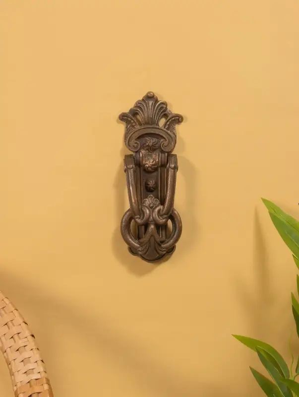 Дверной молоток "Граф" 8х23 см