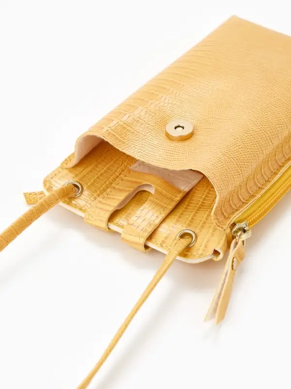 Сумка на магните, с длинным ремнём, однотонная, 10&times;2.5&times;20 см, жёлтая