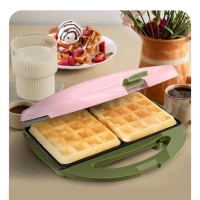 Вафельница для бельгийских вафель КТ-3657 - 750 Вт