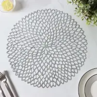 Салфетки сервировочные на стол Доляна &laquo;Лея&raquo;, d=38 см, 4 шт., серебряные