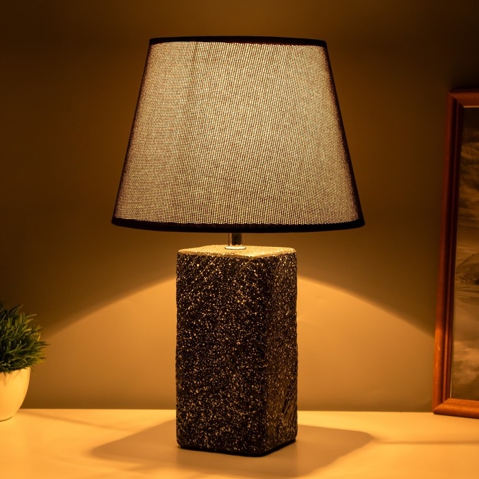 Лампа настольная Лампа настольная "Дзин" 1х40Вт Е14 черный 22х22х36см