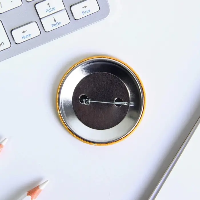 Значок закатной «Самый», МИКС, 56мм Значок закатной «Самый», МИКС, 56мм