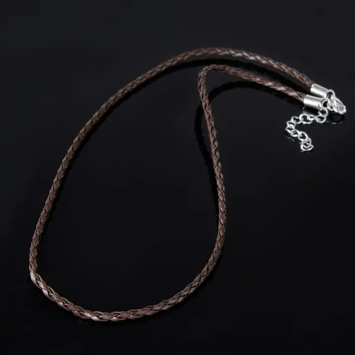 Шнурок вощёный кожаный d=3 мм, L=45 см, коричневый, косичка Шнурок вощёный кожаный d=3 мм, L=45 см, коричневый, косичка