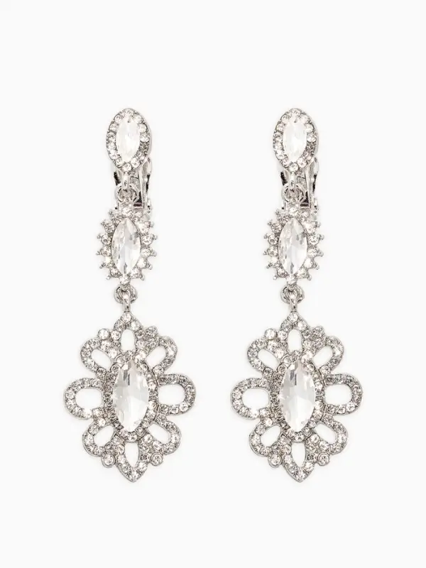 Серьги клипсы для ушей висячие со стразами QF &laquo;Ажур&raquo;, белые в серебре