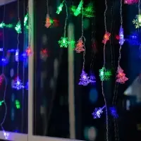 Гирлянда &laquo;Бахрома&raquo; 1.8&times;0.5 м с насадками &laquo;Ёлки и снежинки&raquo;, IP20, прозрачная нить, 48 LED, свечение мульти (RG/RB), мигание, 220 В