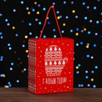 Новый год. Коробка подарочная складная "Рукавичка" 16,5 х 7,5 х 21 см.