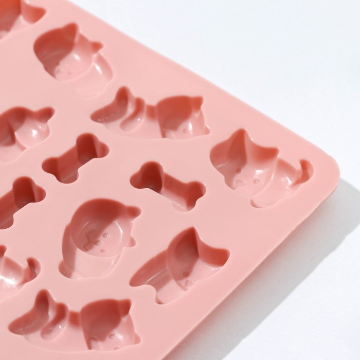 Форма для мармелада Доляна «Домашние питомцы», силикон, 19,5×12,5×1 см, 34 ячейки, цвет МИКС Форма для мармелада Доляна «Домашние питомцы», силикон, 19,5×12,5×1 см, 34 ячейки, цвет МИКС