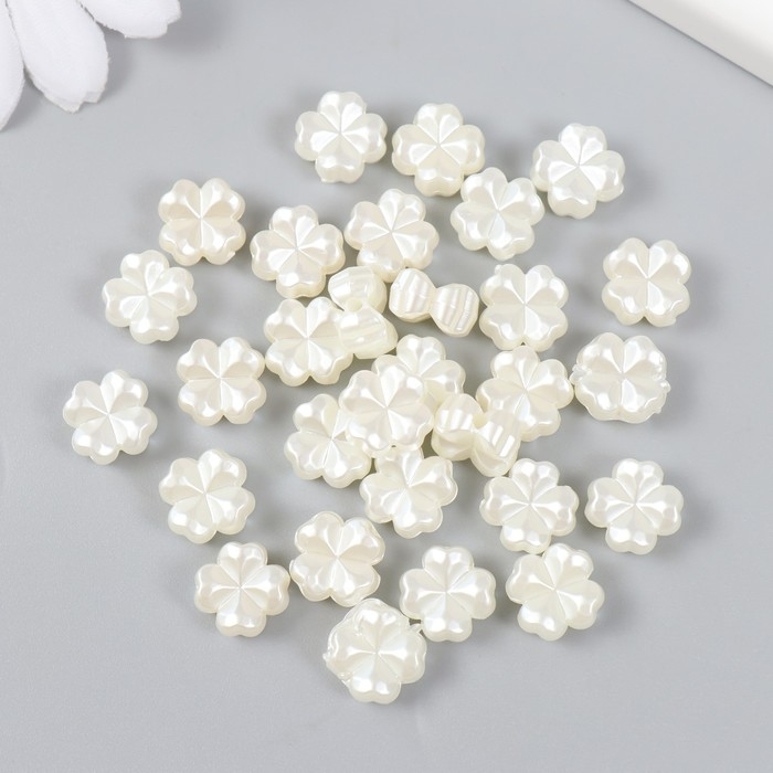 Бусины для творчества пластик Бусины для творчества пластик "Жемчужные цветочки из сердец" набор 30 шт 0,4х1,2х1,2 см
