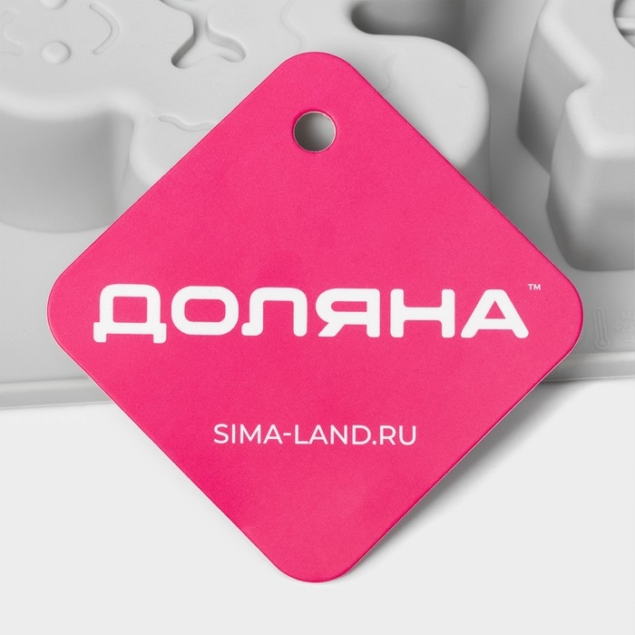 Форма для выпечки новогодняя Доляна &laquo;Семейный праздник&raquo;, силикон, 6 ячеек, 29,5&times;17&times;2,7 см, цвет серый