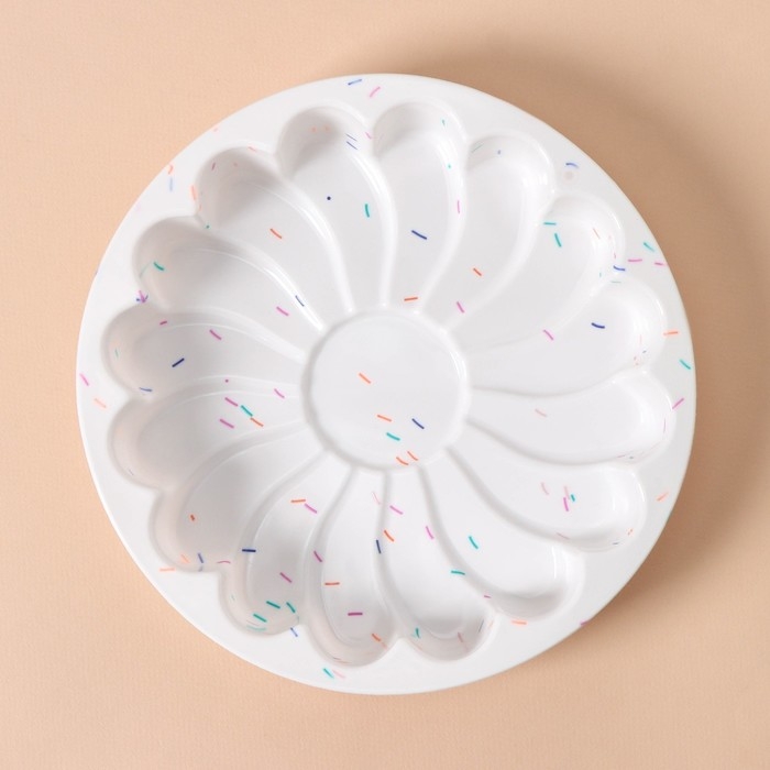 Форма для выпечки KONFINETTA «Ромашка», силикон, d=20 см (внутр. диаметр 18,5 см), цвет белый Форма для выпечки KONFINETTA «Ромашка», силикон, d=20 см (внутр. диаметр 18,5 см), цвет белый