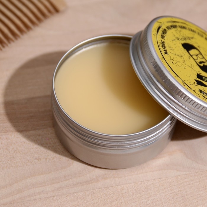 Полезный воск для усов и бороды Полезный воск для усов и бороды "Питание - смягчение - укрепление", 50 мл