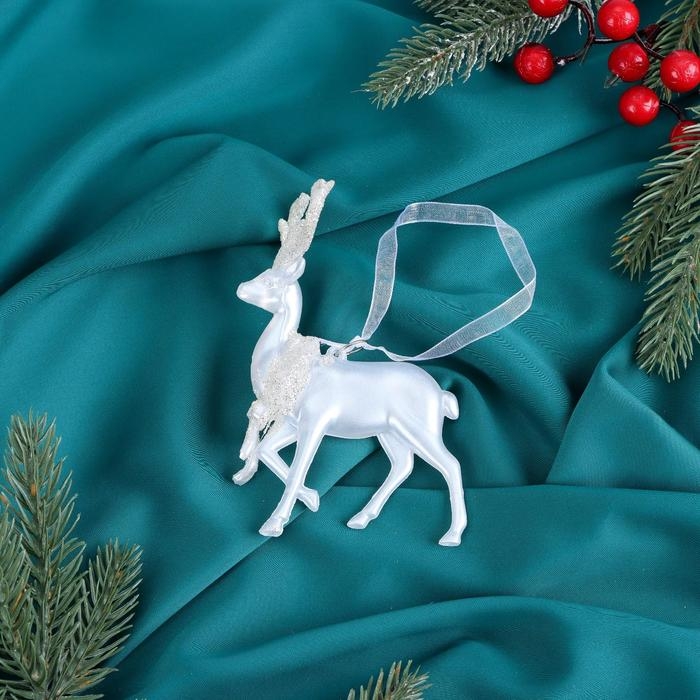 Украшение ёлочное Украшение ёлочное "Олень величие блеск" 9х12,5 см, белый