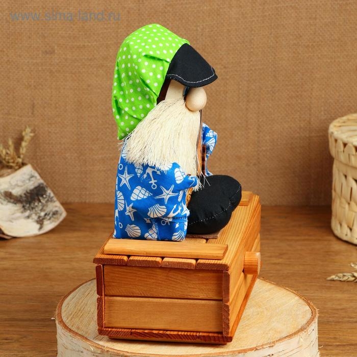 Оберег - домовой Оберег - домовой "Семён на сундуке", 26х20 см, микс