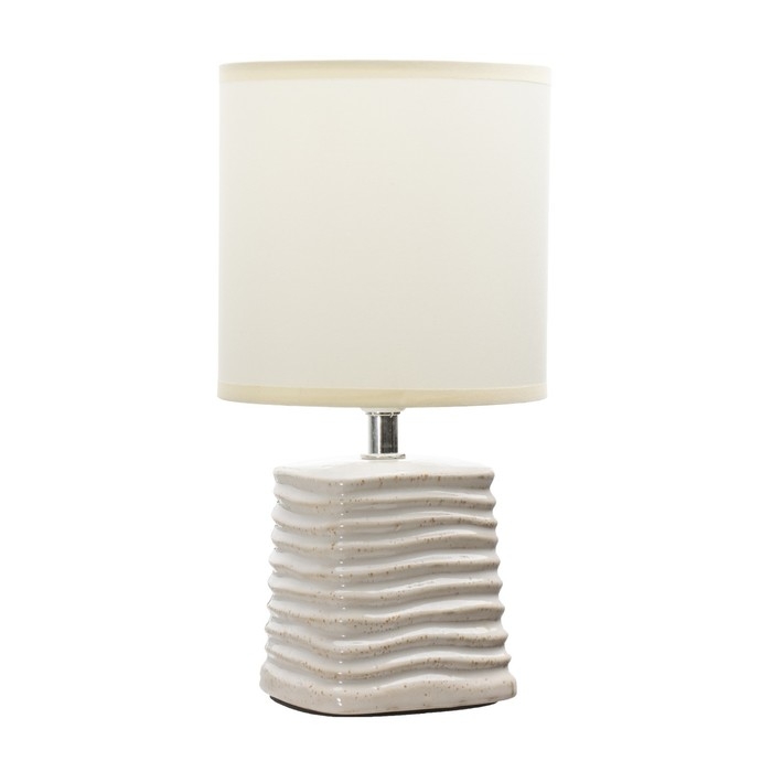 Настольная лампа Настольная лампа "Синбола" E14 40Вт бежевый 14х14х26,5 см RISALUX