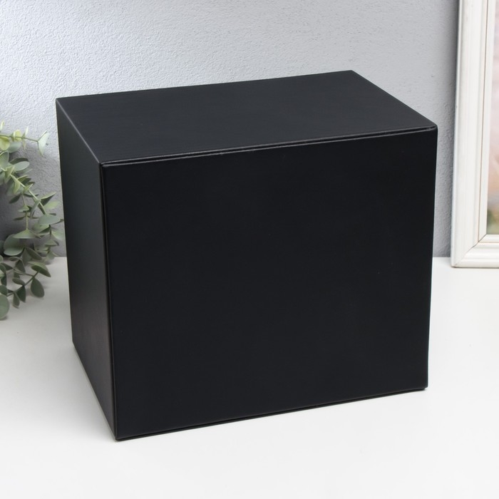 Шкатулка кожзам для украшений  Шкатулка кожзам для украшений "Комод с золотистыми ручками" черная 16,3х18х22,5 см