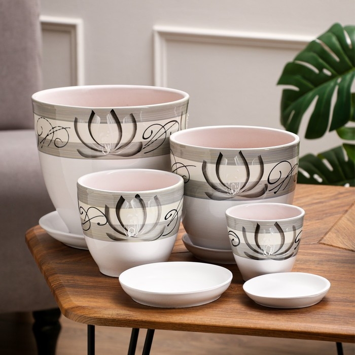 Набор горшков цветочных 4 шт. Лотос белый 0,4 / 1 / 2,5 / 5 л Набор горшков цветочных 4 шт. Лотос белый 0,4 / 1 / 2,5 / 5 л
