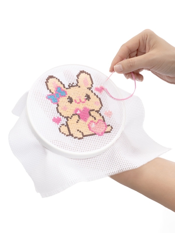 Набор для творчества. Вышивка Набор для творчества. Вышивка "Зайчишка с сердечком" (с пяльцами) 05621