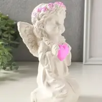 Фигурка гипс &laquo;Ангел с сердечком на коленях&raquo;, 18&times;11&times;8 см, белый с росписью
