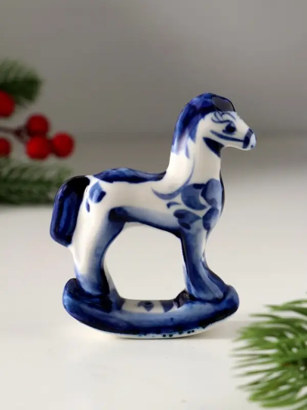 Сувенир Лошадка-качалка, 9х7,5 см , гжель Сувенир Лошадка-качалка, 9х7,5 см , гжель
