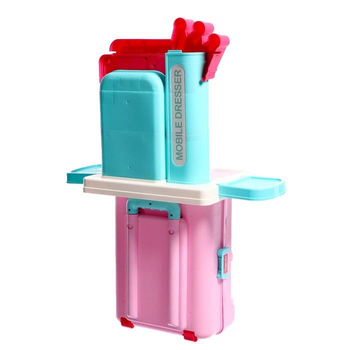 Игровой набор «Модница» в чемоданчике, с аксессуарами Игровой набор «Модница» в чемоданчике, с аксессуарами