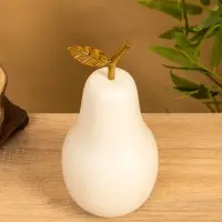 Сувенир "Груша с золотым листом" 12х12х25 см, цв. матовый белый
