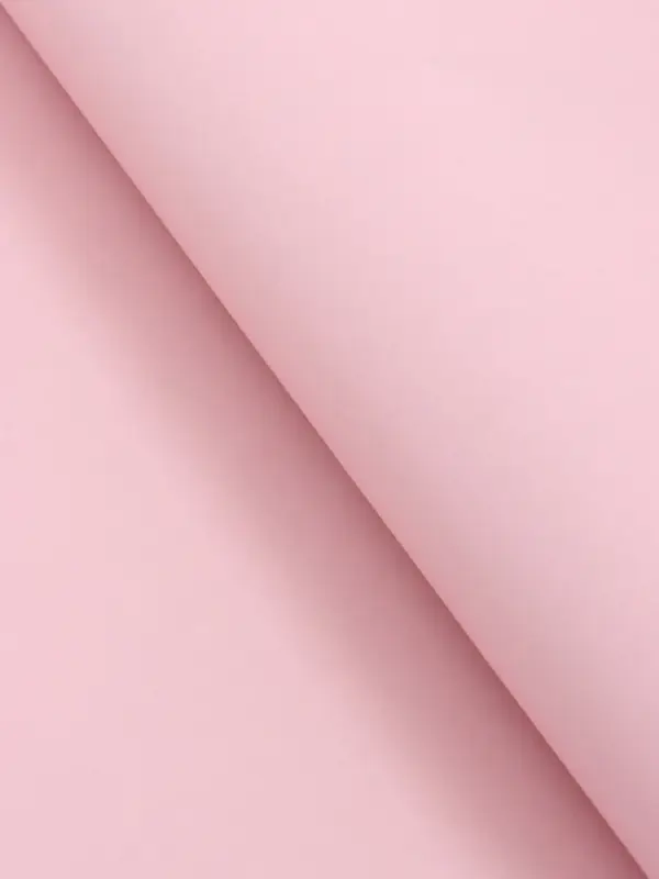 Бумага упаковочная крафт, двусторонняя, бежево-фиоелтовый 0,68 х 10&plusmn;5% м