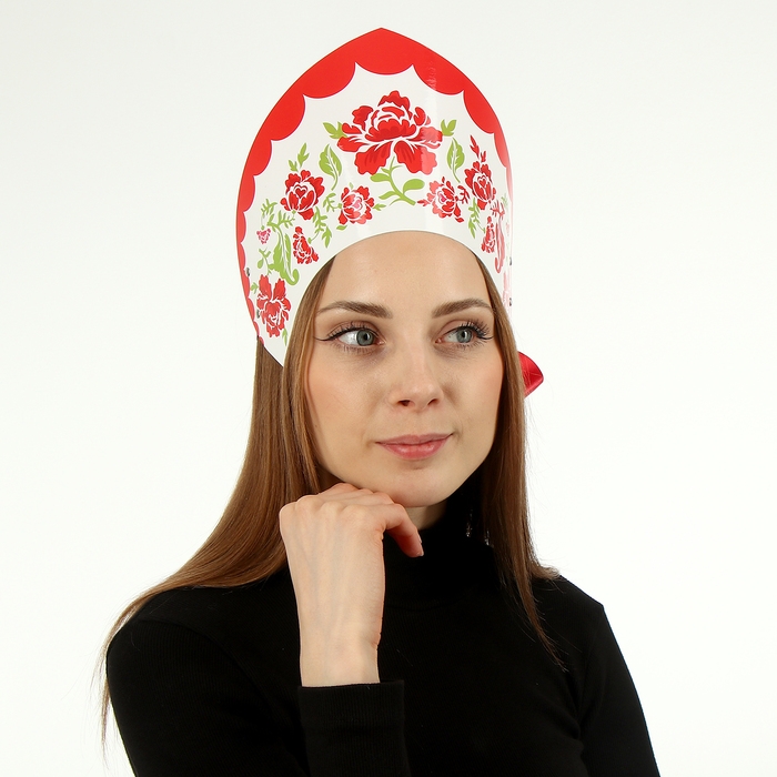 Кокошник «Розы на белом»