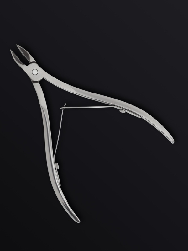 Кусачки для кутикулы 2 пружины 10см(8мм) лого QF серебр блистер QF