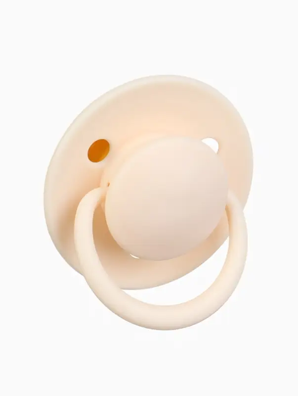 Соска - пустышка классическая, латекс, цв.айвори, в контейнере, от 6 мес., M&B Соска - пустышка классическая, латекс, цв.айвори, в контейнере, от 6 мес., M&B