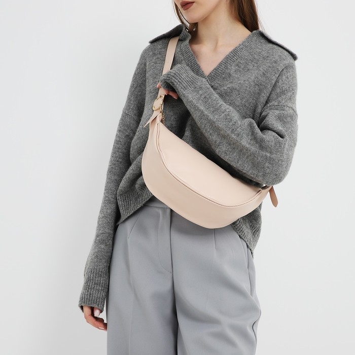 Сумка женская из искусственной кожи NAZAMOK, 28х15 см, бежевый цвет Сумка женская из искусственной кожи NAZAMOK, 28х15 см, бежевый цвет