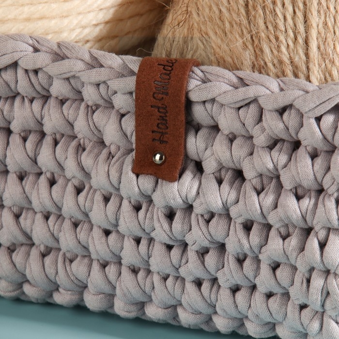 Бирка с кнопкой «Hand made», 8 × 1,5 см, 10 шт, цвет коричневый Бирка с кнопкой «Hand made», 8 × 1,5 см, 10 шт, цвет коричневый